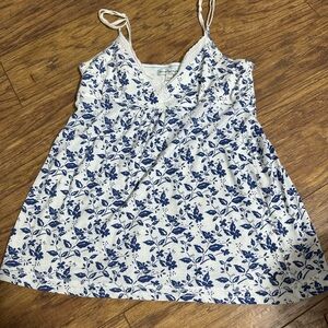 American Eagle Outfitters White and Blue Floral Tank Top